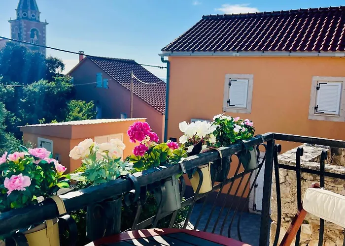 Casa Natura - Olib, Gem Of Islands Дом отдыха *